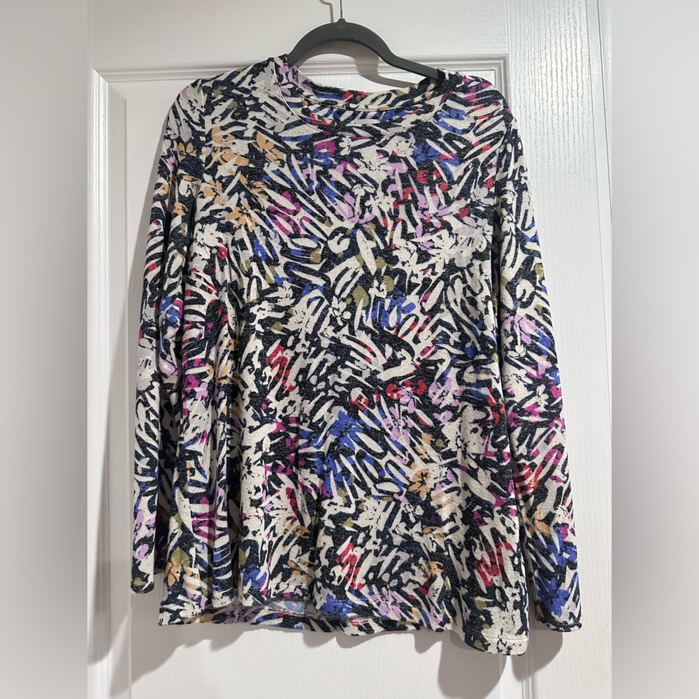 Nic + Zoe Doodle Camo Pullover Large